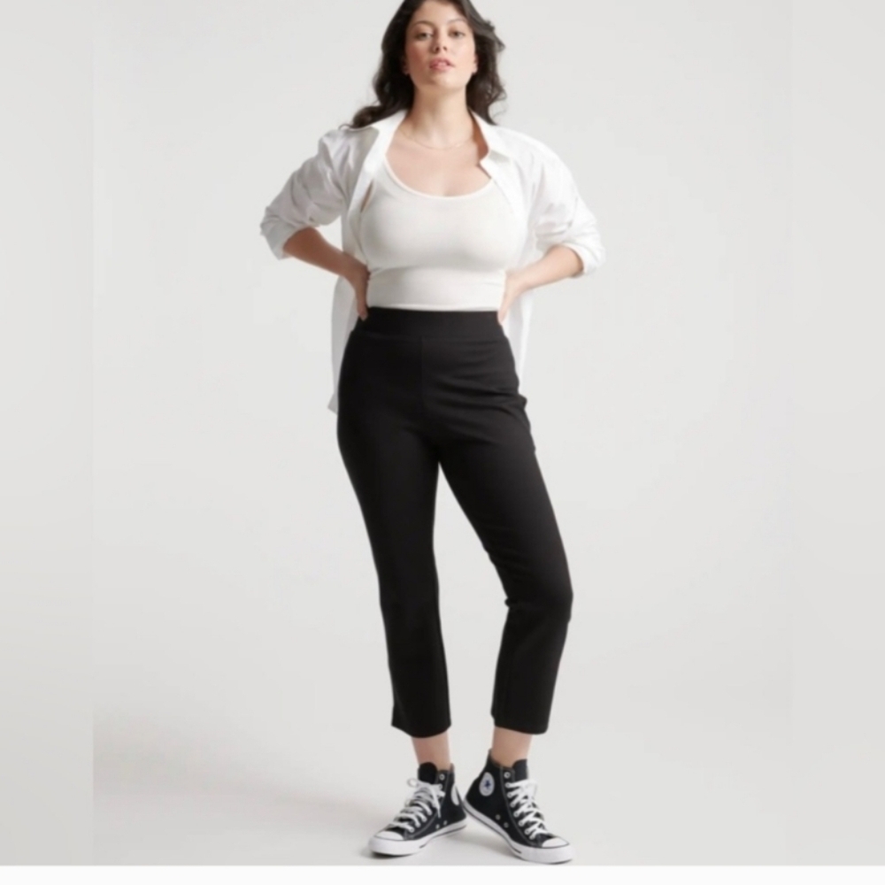 QUINCE Black Ultra-Stretch Ponte Kick Flare Pant Size Large EUC
